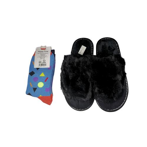 Women Faux Fur Slippers and Pair Of Socks